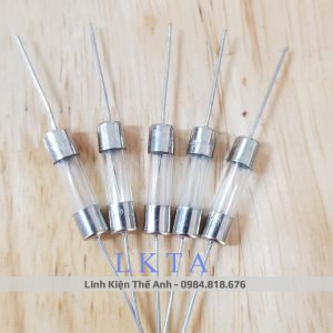 Cầu chì chân kim 3A ( 1 gói = 50c )